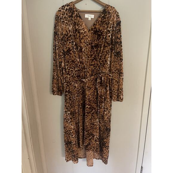 NWT Nurture By Westbound Animal Print Hi Low Velvet Velour Faux Wrap Dress 2X - Picture 3 of 6